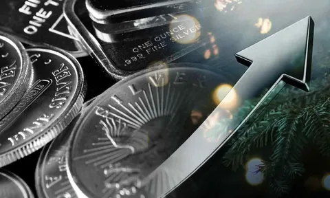 Vừa mở đầu năm 2026 đã tăng như tên lửa, 'kép phụ' của vàng đang làm rung chuyển thị trường kim loại toàn cầu