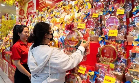 Thị trường giỏ quà Tết khởi động sớm, phân khúc bình dân được ưa chuộng
