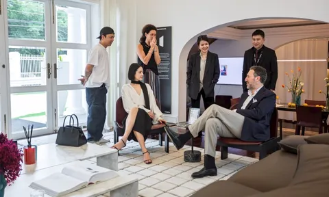 Đằng sau tấm bình phong có giá gần 2,7 tỷ đồng và cú bắt tay độc quyền của 1 công ty Việt Nam với gã khổng lồ Ý