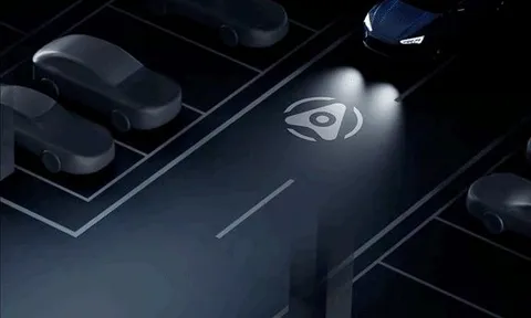 Các 'pháp sư phương Bắc' lại vừa 'làm phép': giúp chủ xe đang ngồi ở Việt Nam vẫn điều khiển được xe ở tận Trung Quốc tự tìm chỗ đỗ