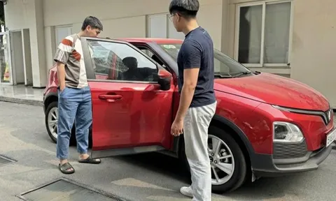 Nhộn nhịp cho thuê xe điện dịp Tết