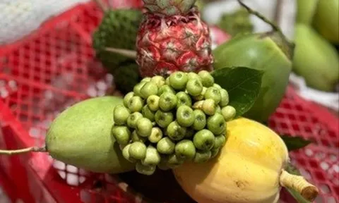 Mâm cúng “cầu vừa đủ xài” hút khách, giá chợ có loại cao hơn siêu thị