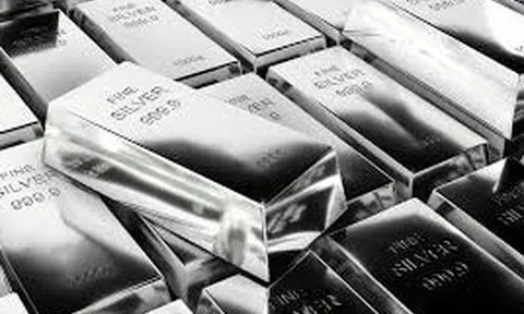 Giá bạc hôm nay 2/3: Biến động trái chiều, bạc SBJ áp sát mốc 100 triệu đồng/kg