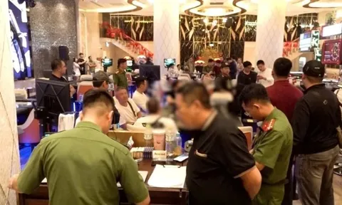 Đột kích tầng hầm khách sạn Sheraton Nha Trang: Bắt quả tang sòng Poker toàn người nước ngoài
