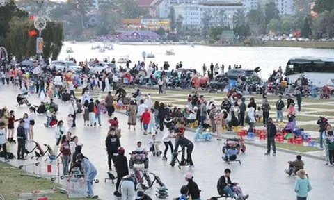 Đà Lạt- Mũi Né đông nghịt dịp Tết, resort kín phòng suốt kỳ nghỉ