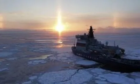 Nga lập kỷ lục tại một tuyến đường biển: 165 tàu chở dầu cỡ lớn và hàng khô được giải cứu ngoạn mục