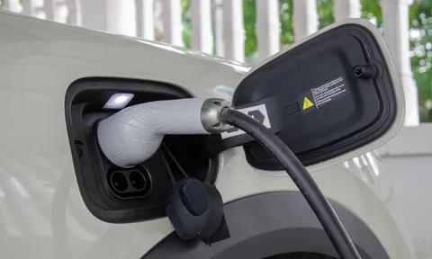 Một 'ông lớn' dệt may muốn làm trạm sạc xe điện