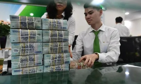 Vietcombank, VietinBank, BIDV, Agribank cùng tăng lãi suất tiết kiệm