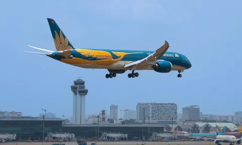'Cháy hàng' cổ phiếu Vietnam Airlines