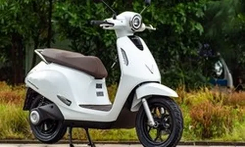 2 chiếc xe máy điện VinFast đáng mua nhất lúc này