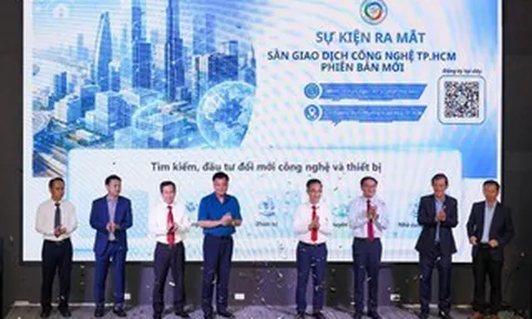 Từ trưng bày thành bữa tiệc giao dịch