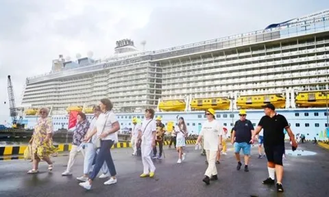 Du lịch giúp Huế rực rỡ trong mắt du khách