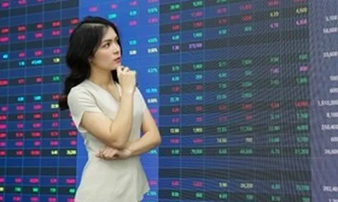 VN-Index giằng co vùng 1.740 điểm, khuyến nghị giải ngân khi rung lắc