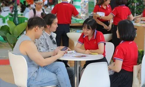 Săn tour du lịch giá rẻ dịp lễ 30-4 khi chi phí xăng dầu tăng