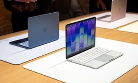 MacBook Neo mở bán ở Việt Nam giá từ 16,5 triệu - một đại lý tặng quà trị giá 5 triệu