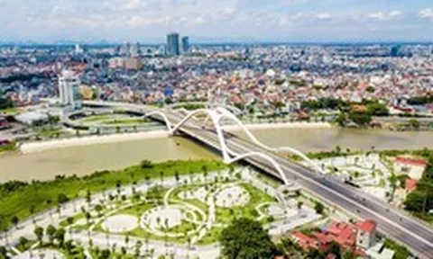 Thị trường BĐS tại thành phố liên tục tăng trưởng 2 con số suốt 11 năm, có loạt ông lớn nhập cuộc hiện nay thế nào?