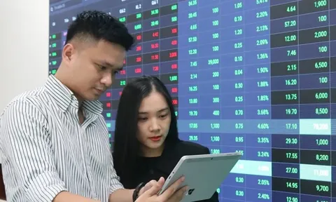 Đằng sau bước ngoặt lịch sử nâng hạng thị trường chứng khoán Việt Nam