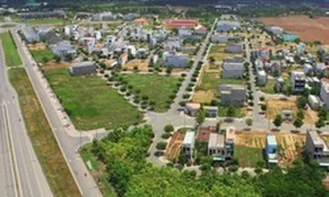 Thị trường nhà đất ngoại thành giảm giá cục bộ do cắt lỗ