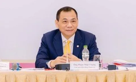 Vingroup của tỷ phú Phạm Nhật Vượng vừa chi gần 7 tỷ làm một điều đặc biệt cho hàng trăm học sinh