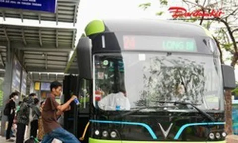 Hà Nội bổ sung 53 xe buýt điện, nâng chất lượng phục vụ trên 3 tuyến