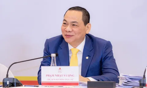 Ông Phạm Nhật Vượng: Tôi sẽ không bao giờ quay lại xe xăng