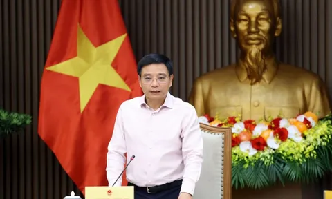 Phó thủ tướng yêu cầu khẩn trương vận hành Trung tâm Tài chính Quốc tế