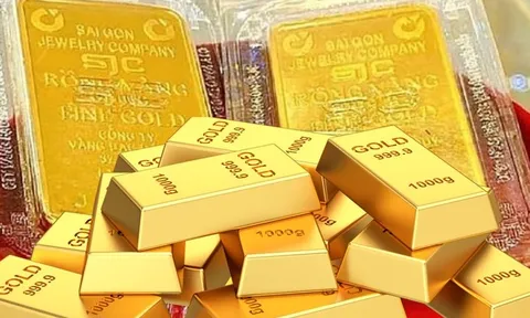 Giá vàng chiều nay (4/5): Bất ngờ đảo chiều giảm 300 nghìn đồng/lượng