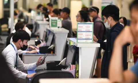 Hoãn xuất cảnh nếu nợ thuế 1 triệu đồng: Chuyên gia đề xuất nâng lên 50 triệu