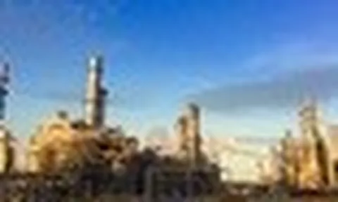Không cần đi qua eo biển Hormuz, gần 1 triệu thùng dầu thô vừa di chuyển thẳng đến Việt Nam, không phải từ Nga hay Trung Quốc