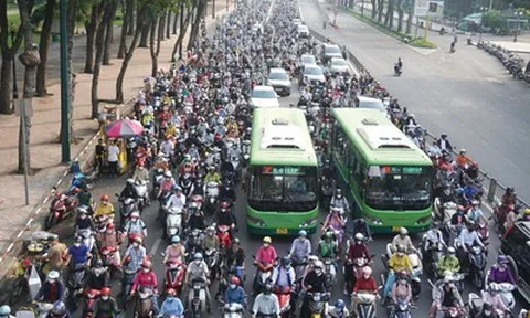 Hà Nội dự kiến hỗ trợ tới 5 triệu đồng cho người dân chuyển đổi xe máy điện