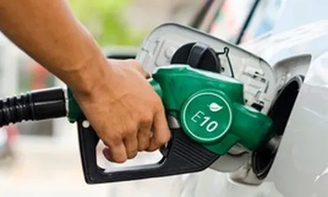 Người tiêu dùng chú ý, đây là những mặt lợi và hại của xăng E10 khi sử dụng cho ô tô