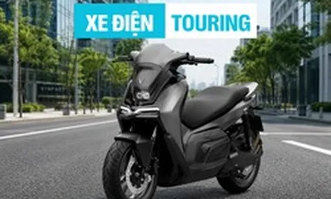 Lộ xe máy điện VinFast hoàn toàn mới tại Việt Nam: Thiết kế phong cách touring, động cơ đặt giữa, kính chắn gió cỡ lớn thoải mái đi phượt
