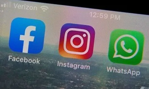 Trả phí cho Facebook: Biết được ai âm thầm theo dõi mình, bí mật xem Story người khác