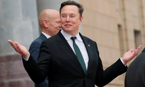 SpaceX của Elon Musk có động thái bất ngờ trước thềm IPO