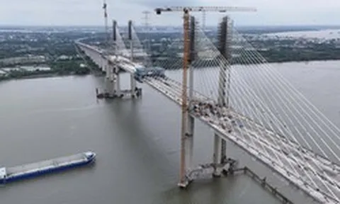 Cầu dây văng cao nhất Việt Nam đếm ngược ngày nối liền cao tốc Bến Lức - Long Thành