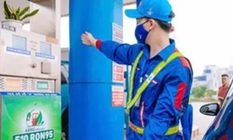 Doanh nghiệp nói chi phí tăng khi bán xăng E10: Bộ Công thương sẽ tính toán giá ra sao?