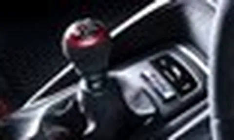 Toyota làm hộp số sàn giả lập cho xe điện: Có cần số, chân côn, 'biết' chết máy