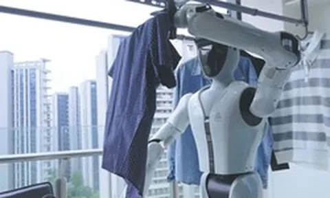Không còn ở trong phim: Một công ty Trung Quốc vừa tung ra robot osin thay con người làm hết việc nhà