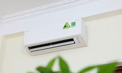 Không phải cứ bật điều hòa 26 độ C là tiết kiệm điện, EVN gợi ý mức nhiệt phù hợp vào ban ngày và ban đêm