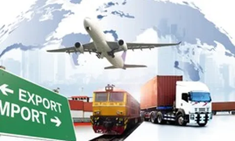 Việt Nam có thể vào nhóm 13 nền kinh tế thương mại lớn nhất thế giới, chuyên gia gọi tên 4 ngành hàng sẽ 'dẫn sóng' tăng trưởng cuối năm