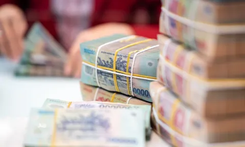 Hàng triệu người vay ngân hàng, công ty tài chính đón tin vui