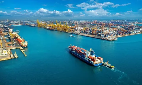 Tăng trưởng chưa đạt mục tiêu 2 con số: Kịch bản nào cho 6 tháng cuối