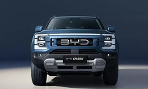Chủ tịch Ford nói một câu khiến người Mỹ tái mặt: 'Chúng ta không thể mãi cấm xe Trung Quốc'