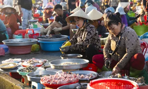 Rõ cách kê khai thuế với nhà hàng, quán ăn không có hóa đơn đầu vào