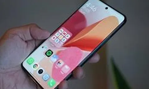Dùng điện thoại trong bao lâu thì nên bán mua máy mới? 2 năm hay 5 năm? Câu trả lời sẽ khiến bạn bất ngờ