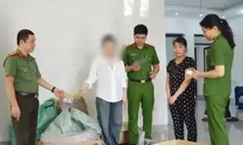 Mua viên nén đông y trôi nổi về dán nhãn 'lương y' để tiêu thụ