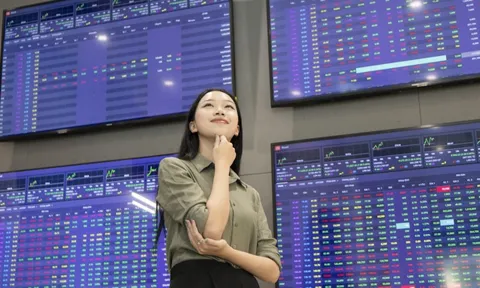 Chứng khoán tăng lên vùng cao nhất một tháng