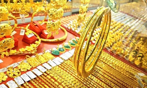 Giá vàng hôm nay (13/8): Tiến sát mốc 145 triệu đồng/lượng