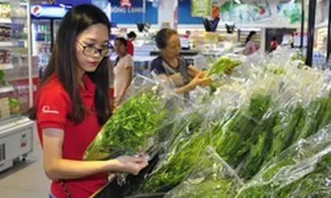 Siêu thị giảm giá đến 50% kích cầu tiêu dùng phục hồi thị trường nội địa