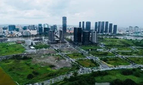Đấu giá lại lô đất vàng Thủ Thiêm mà Tân Hoàng Minh bỏ cọc vào tháng 9, giá khởi điểm 295 triệu/m2